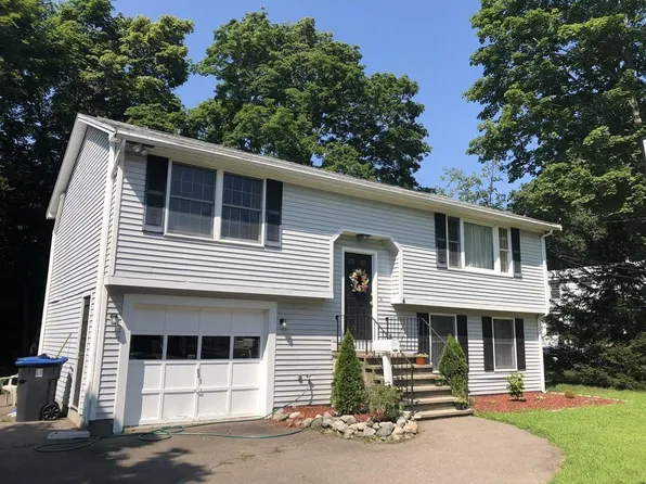 4 Lincoln Pl, Natick, MA 01760