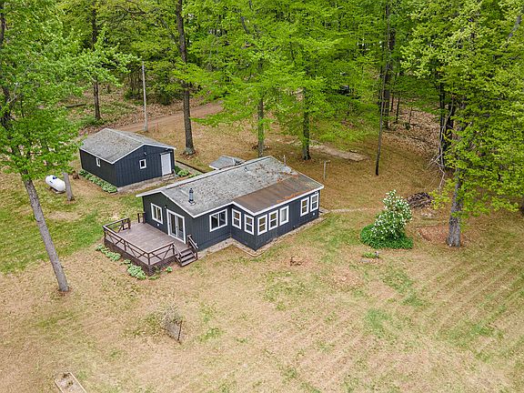 4th image of 442 E Woodland Dr