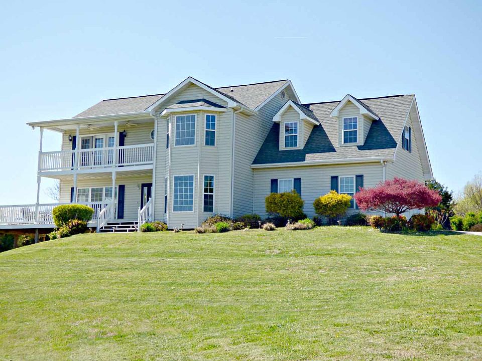 1st image of 881 Chestnut Grove Cir