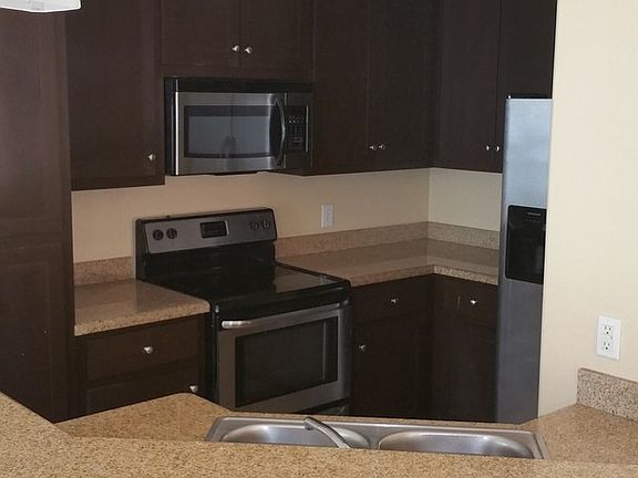4th image of 3605 S Fairmont Ave APT A