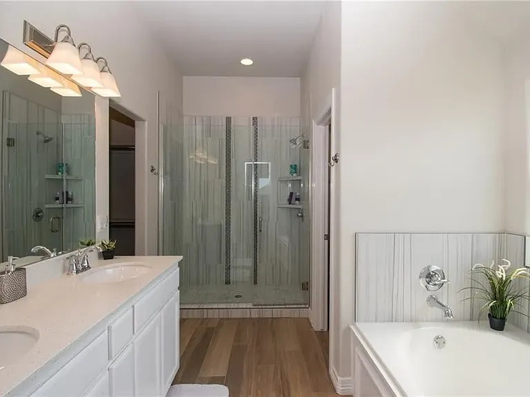 9444 NW 88th St — Photo 30