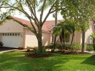 1376 Bayview Cir, Weston, FL 33326