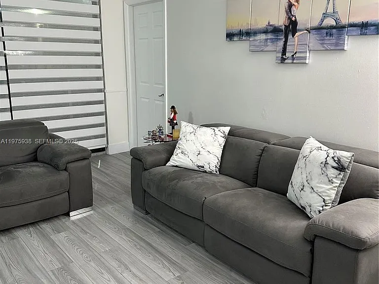 2055 SW 122nd Ave #425 — Photo 3