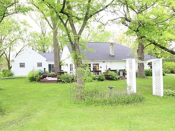 4th image of 7146 Fenton Rd