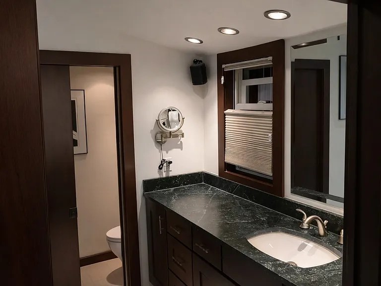 409 Park Cir #2 — Photo 10
