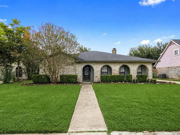 10126 Sageaspen Ln, Houston, TX 77089