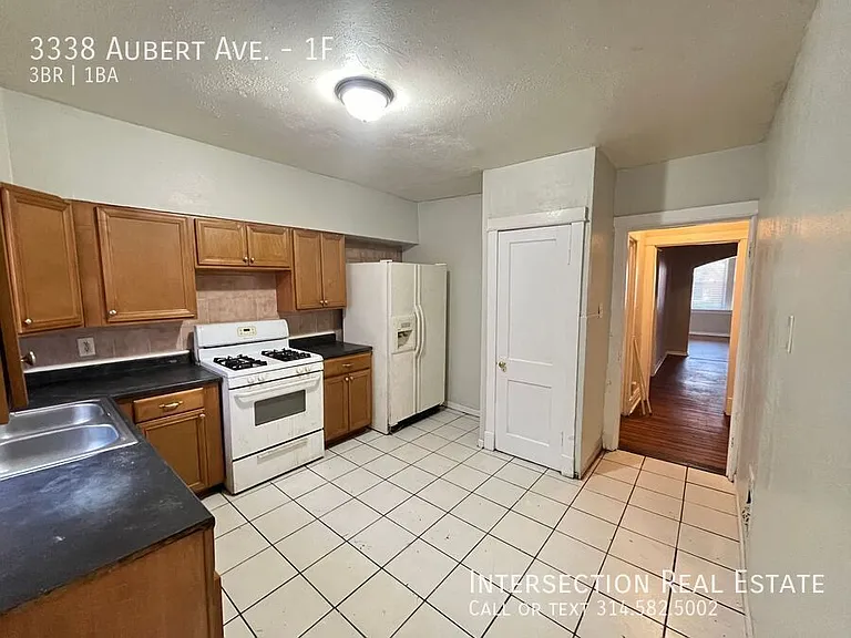 3338 Aubert Ave #1F — Photo 14