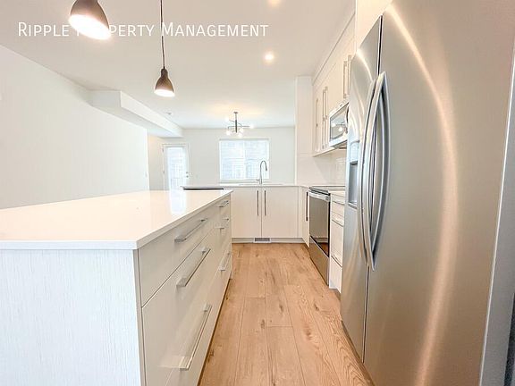 5th image of 50 Cornerstone Cir NE #104