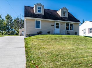 2287 W Cushing St, Decatur, IL 62526