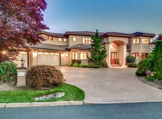 7202 Saint Andrews Ln SE, Snoqualmie, WA 98065