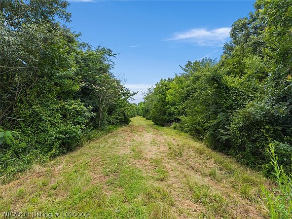 2nd image of Missouri Rd