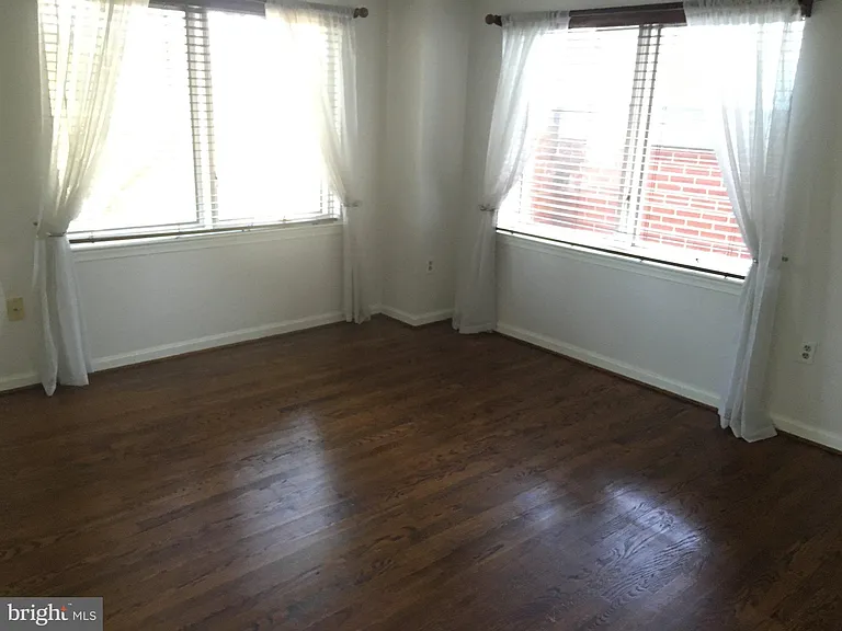 545 E Braddock Rd #101 — Photo 29