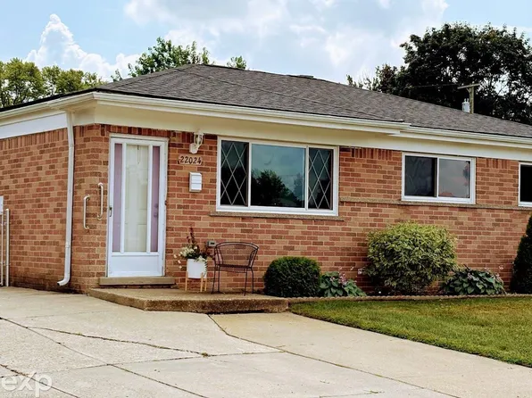 22024 Evergreen St, Saint Clair Shores, MI 48082