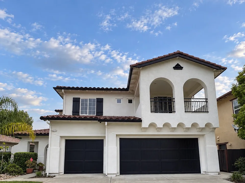 4313 The Masters Dr