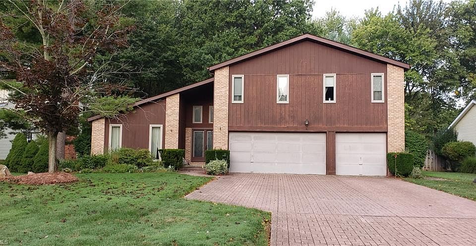 1st image of 4044 Harding Dr