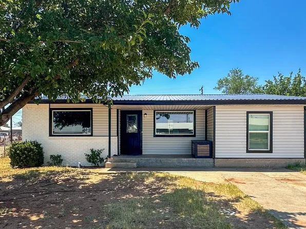 907 NW Avenue J, Seminole, TX 79360