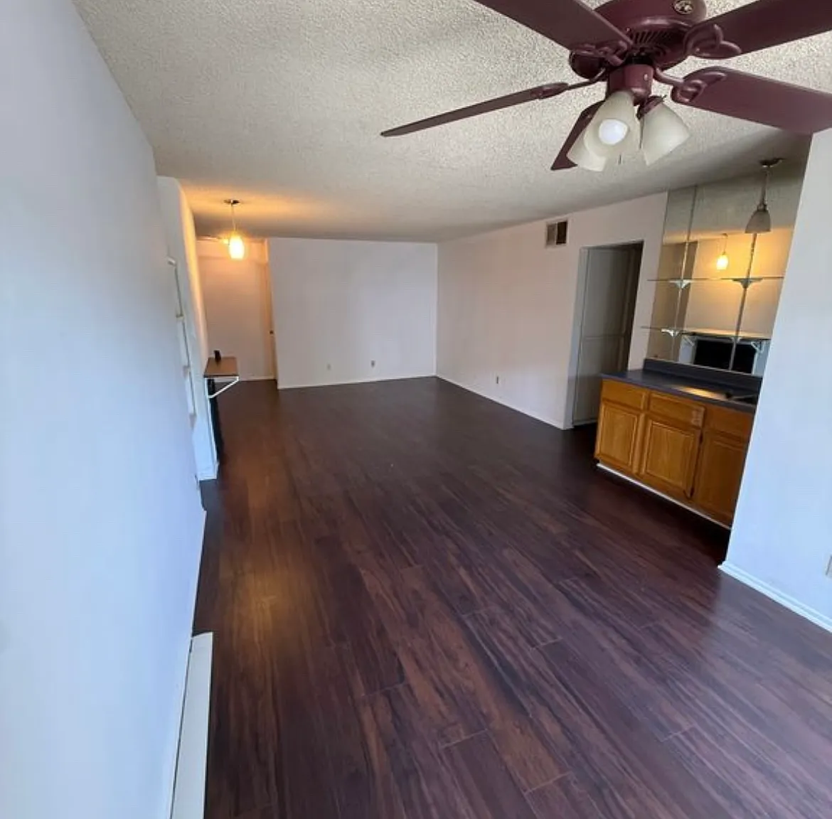 2 bed, $2,550 — Photo 2