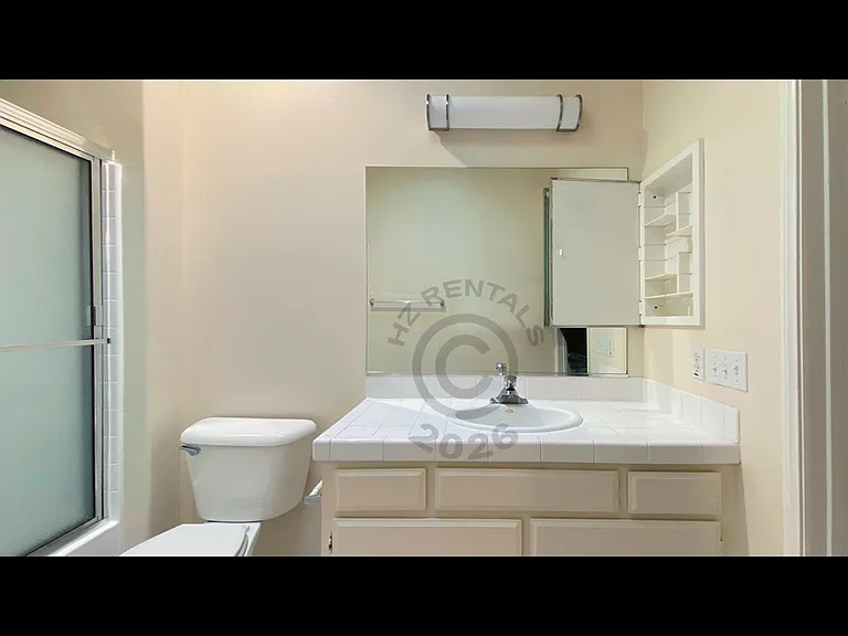 12140 Moorpark St #108 — Photo 13