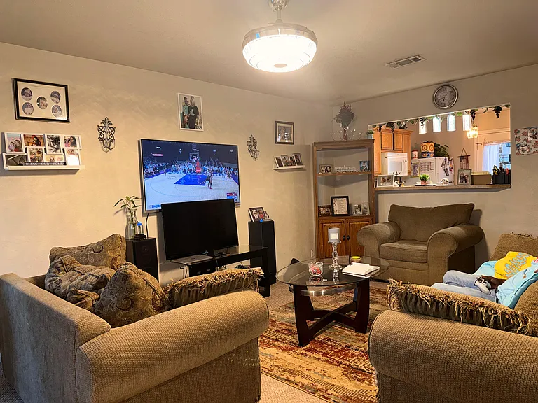 302 Janelle Dr #A — Photo 2