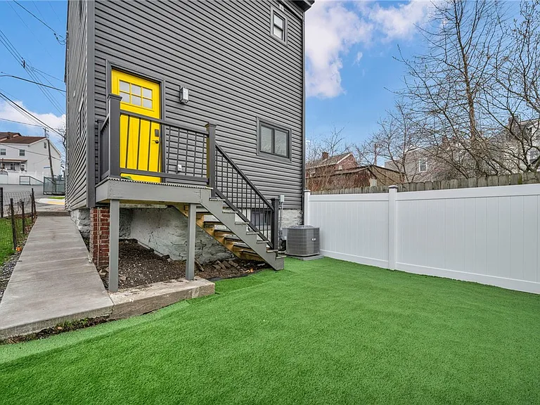 5115 Poe Way — Photo 26