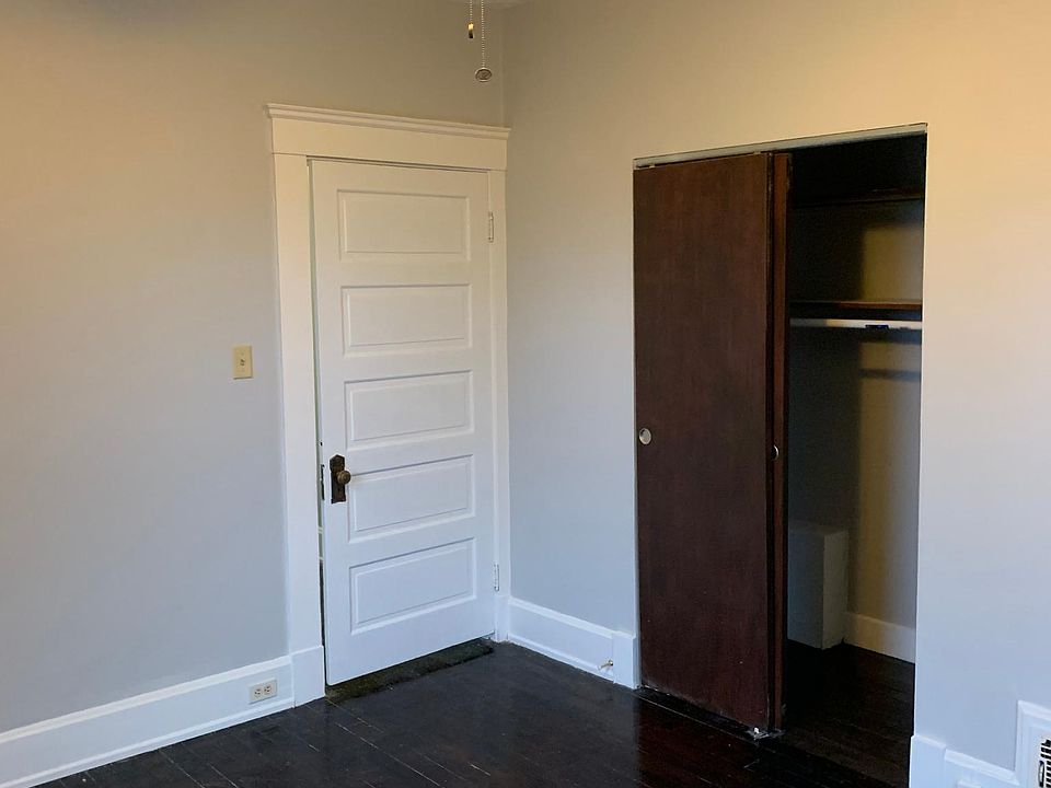 1st image of 3987 Lovell Ave