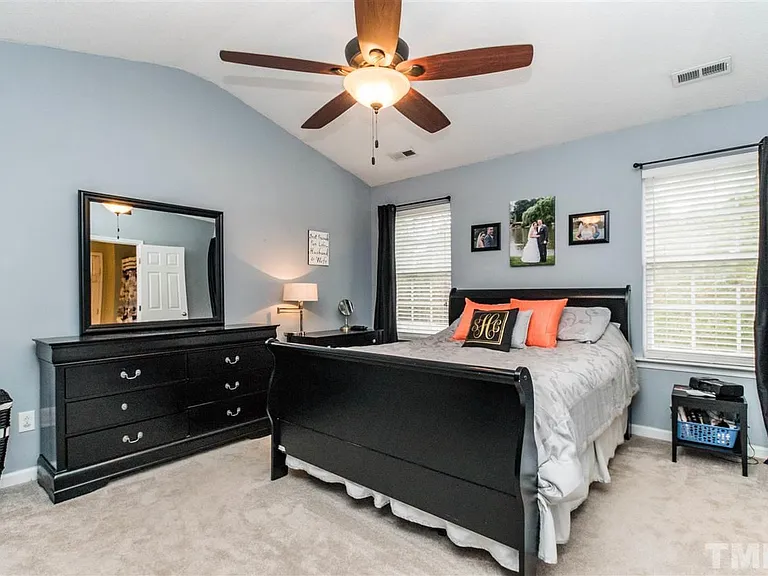 207 Cabana Dr — Photo 8