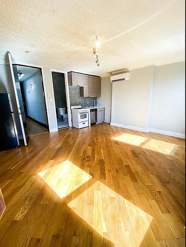 floor plan 7