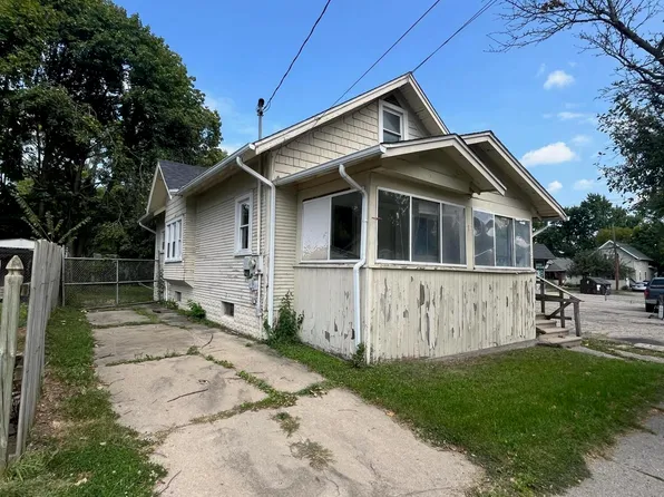 1709 E Kalamazoo St, Lansing, MI 48912