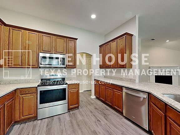 4th image of 1626 Mallard Dr