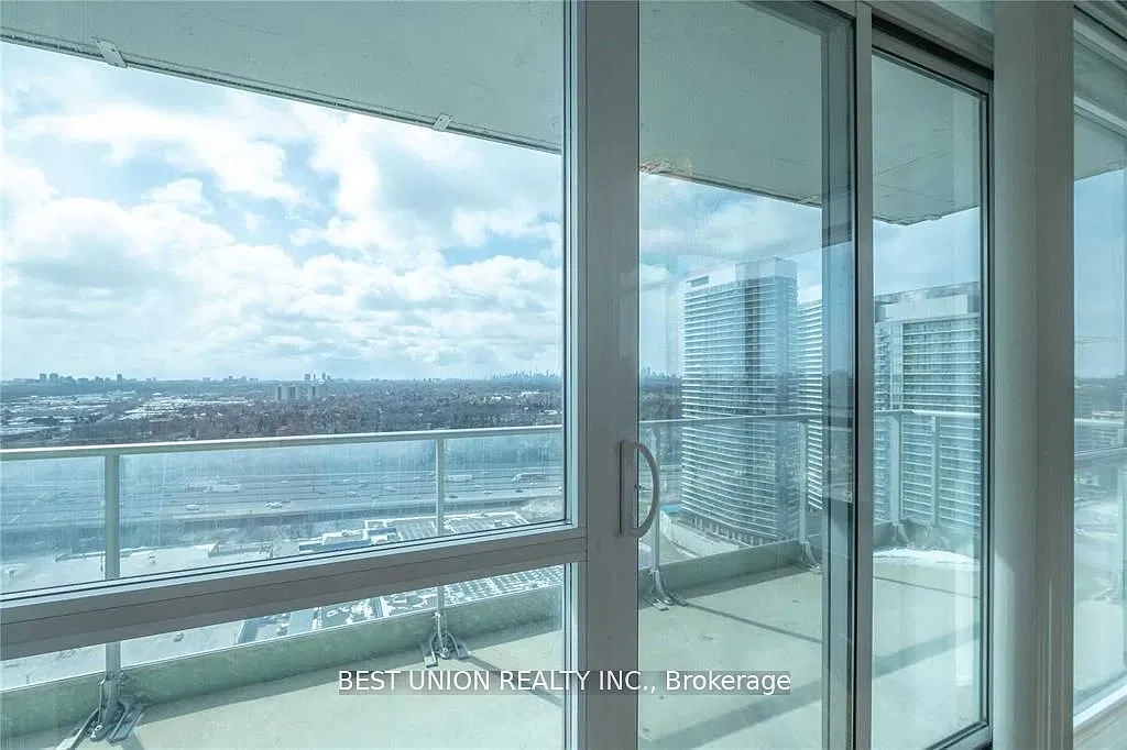 3 bed, $3,200 — Photo 4