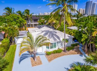 1140 Beach Rd, Riviera Beach, FL 33404