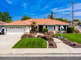 102 W Windsor Dr, Hanford, CA 93230