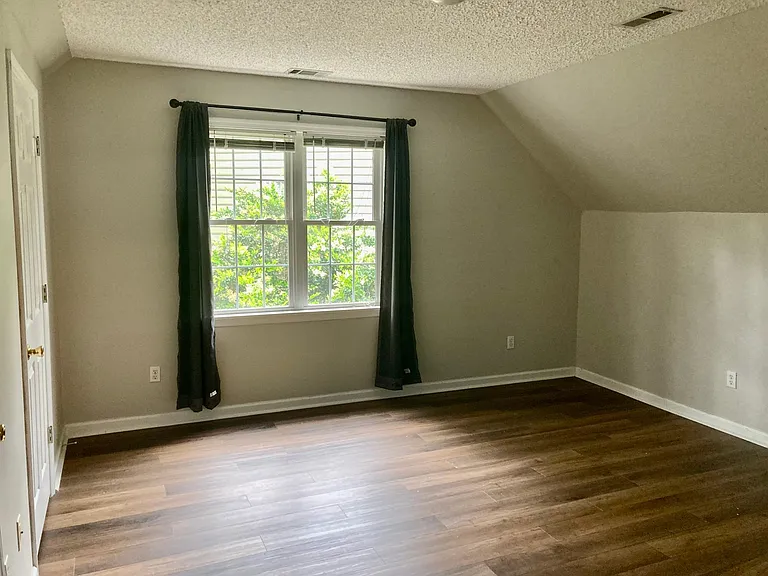 1237 Beringer Forest Ct — Photo 14
