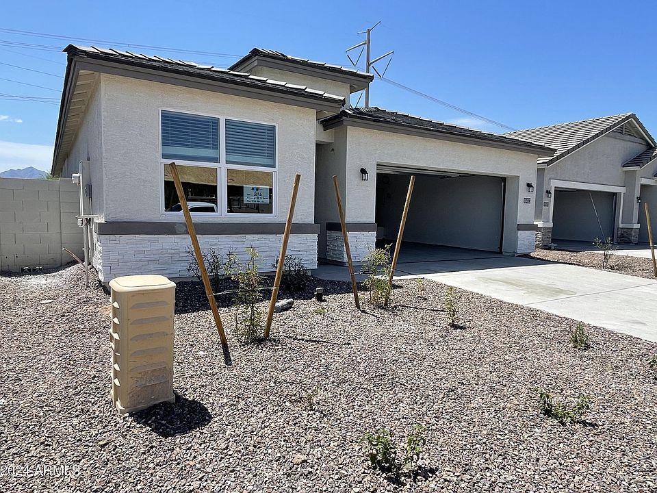 1st image of 10455 W SONRISAS Street