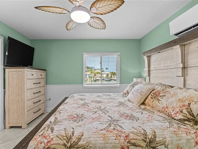 3740 Gulf Of Mexico Dr #114 — Photo 27