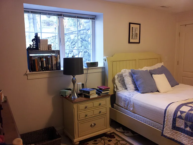 240 Concord Ave #2 — Photo 5