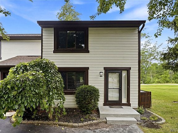 2nd image of 151 Charlesgate Cir