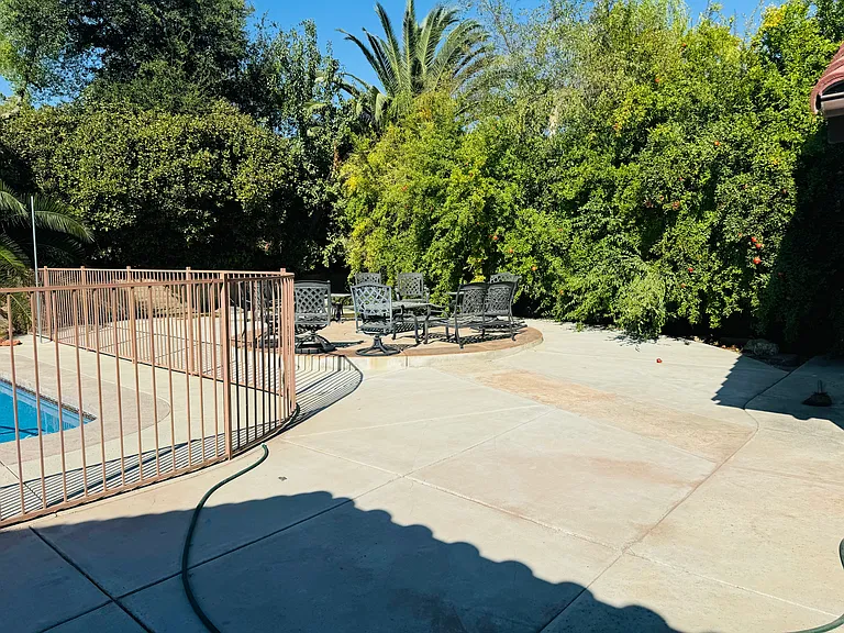 6400 Highland Knolls Dr — Photo 33