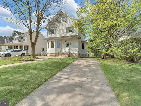 162 Edgewood Ave, Audubon, NJ 08106