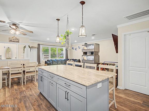 5th image of 2528 Lexington Court