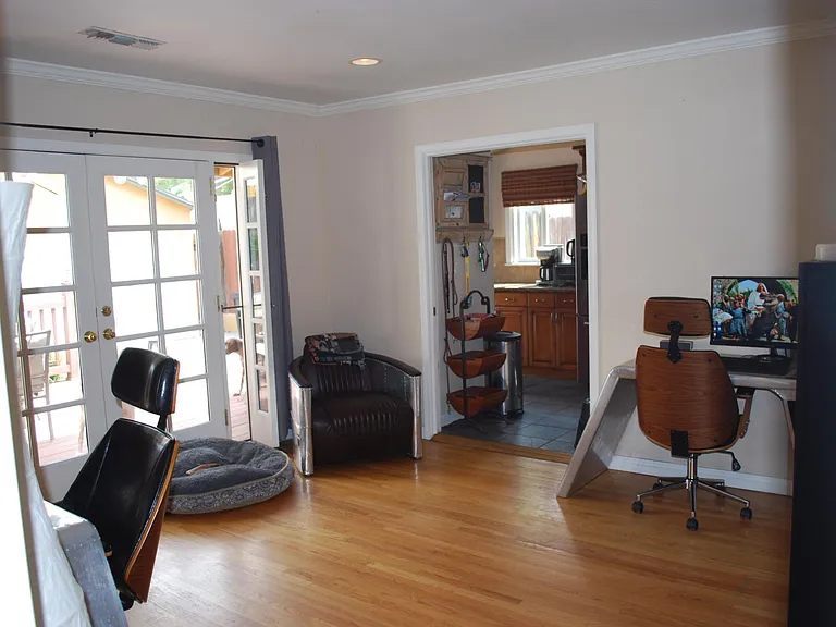 21915 Ybarra Rd — Photo 5