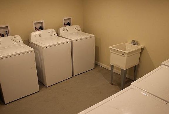 4th image of 306 N Shipley St #2