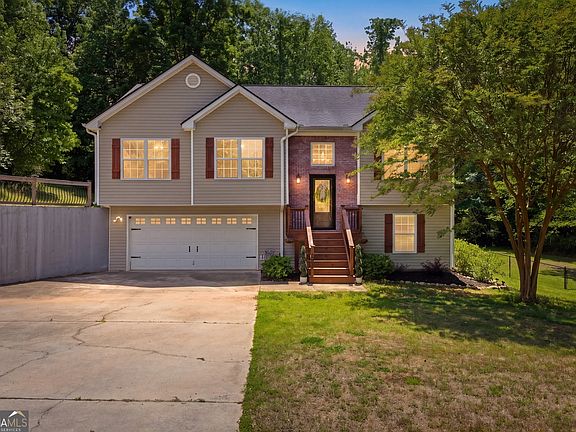 2nd image of 508 Marie Ct