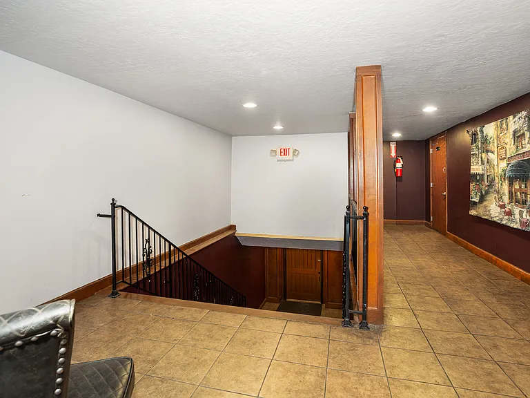1016 Noble St #A — Photo 10