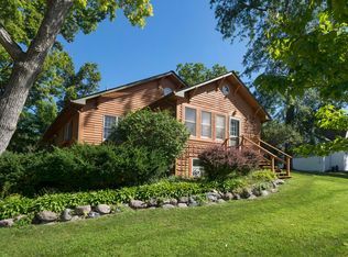 30030 Greenleaf Dr, Burlington, WI 53105