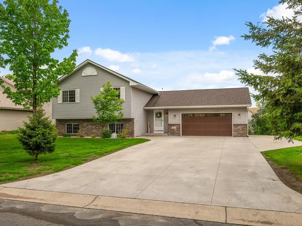 25932 12th St W, Zimmerman, MN 55398