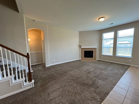 4th image of 5435 Drumlin Field Way