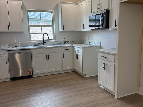 4th image of 3606 Epping Hills Cv