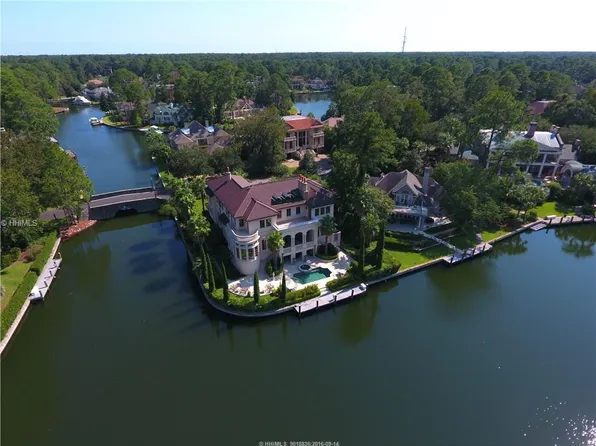 4 Plumbridge Ln, Hilton Head Island, SC 29928