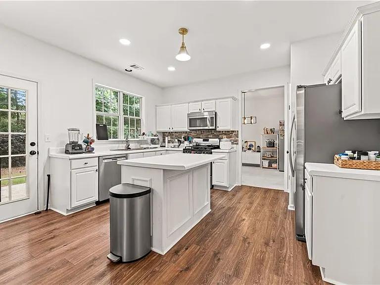 5087 Wellisford Ct — Photo 12